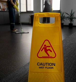 slip-and-fall-img